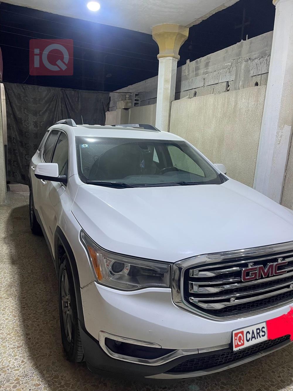 جي ام سي اكاديا